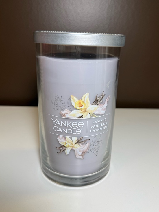 Yankee Candle Other - Yankee Candle Smoked Vanilla & Cashmere Large Tumbler Candle 14.25 oz NEW